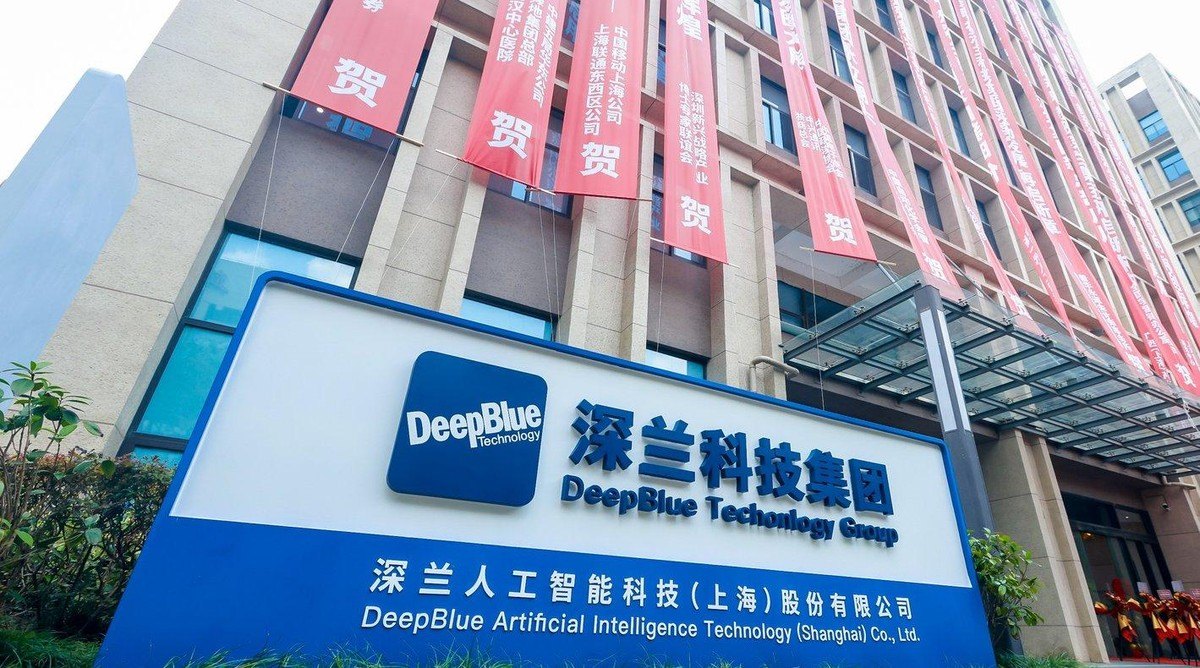 从深兰机器人破产到邵天兰炮轰同行：具身智能的泡沫，开始裂了